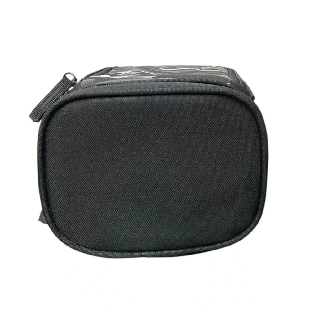 Nike camo lunch bag with‎ 2 compartments